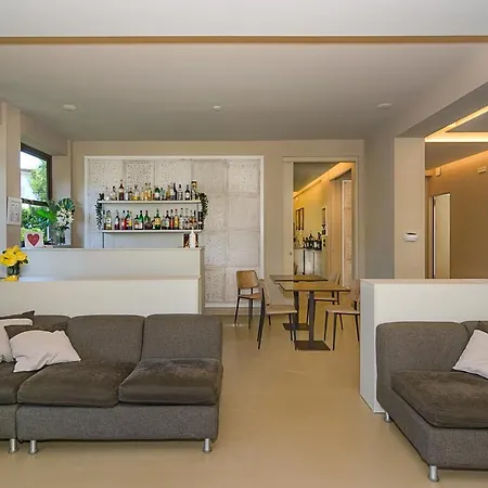 Etruria Otel 3*